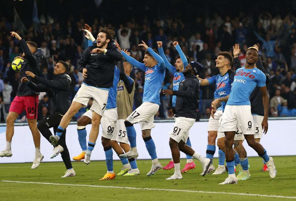 记者：彭啸应该是韧带损伤，联赛最后一轮可能是赶不上了