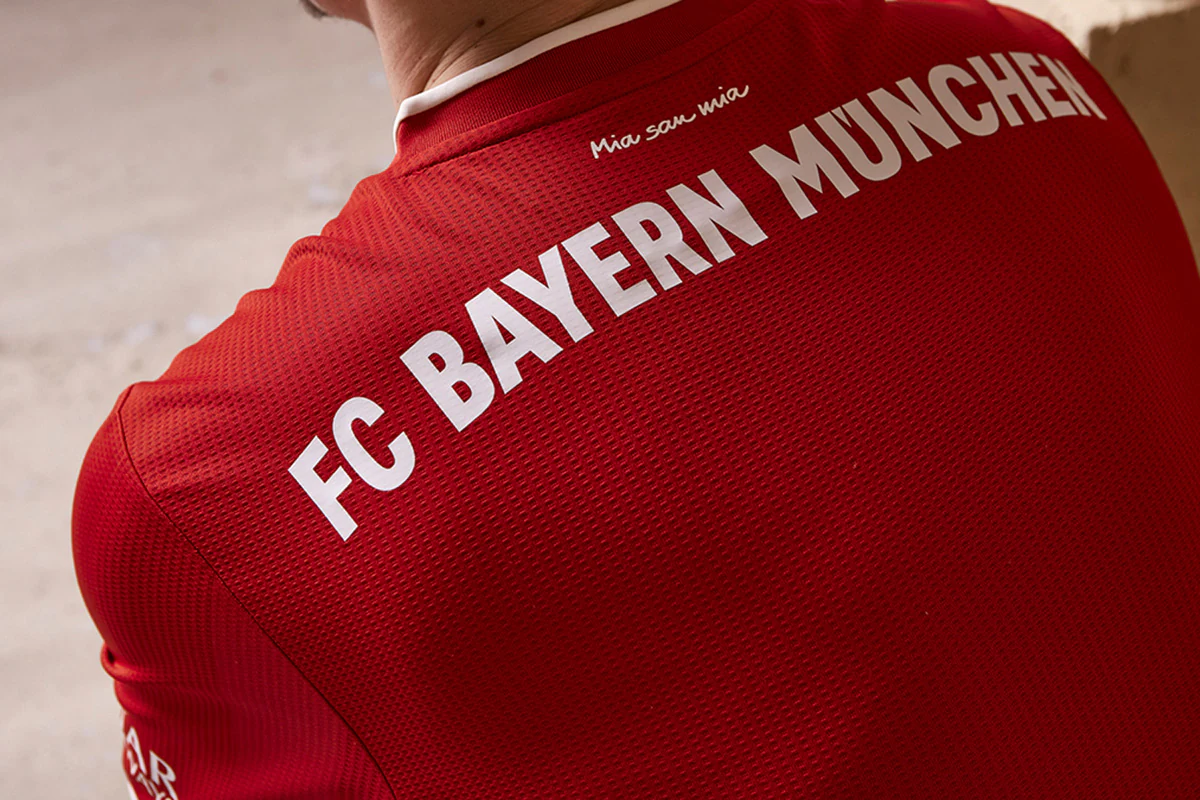 中超收官战观众人数：梭鱼湾62330人刷新本赛季纪录（梭鱼湾入场62330人，中超收官战刷新本赛季纪录）