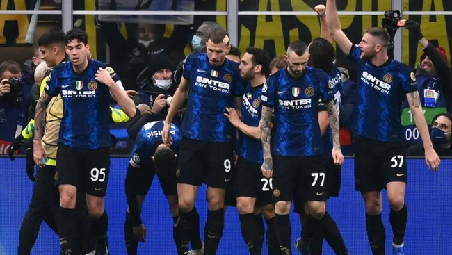 和文班算宿敌？霍姆格伦：宿敌从不由球员或球队定义 你问错人了（与文班是宿敌？霍姆格伦：宿敌不由球员或球队决定，你问错对象了）