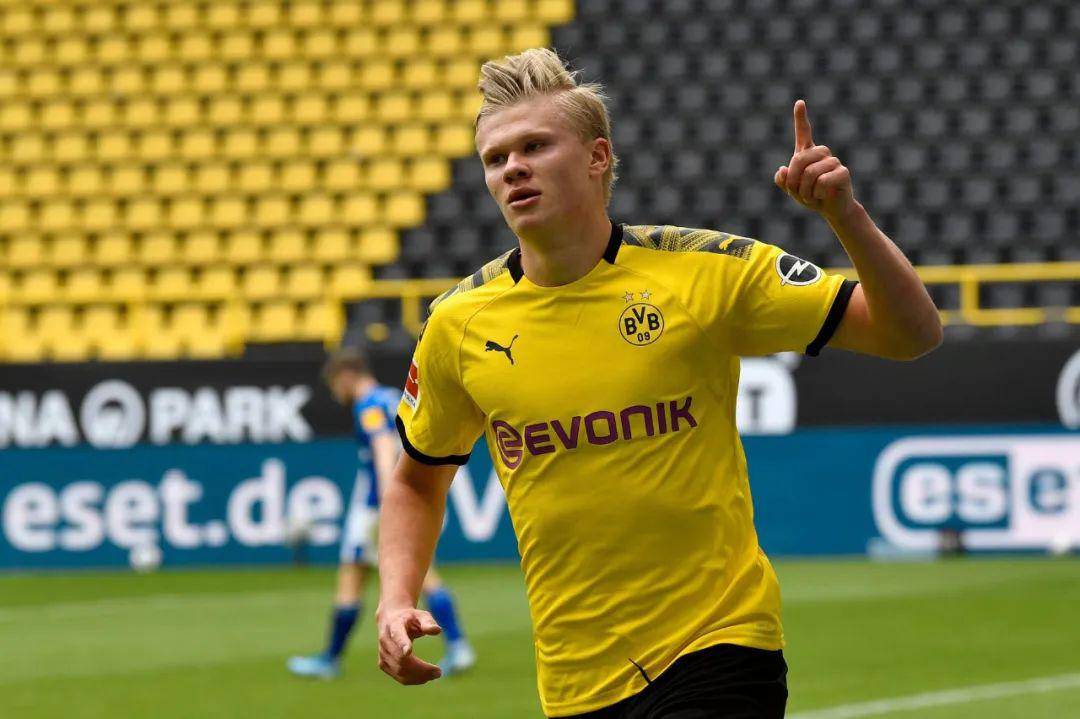 棒球与气流动力学：解析不同湿度对曲线球偏航的干扰