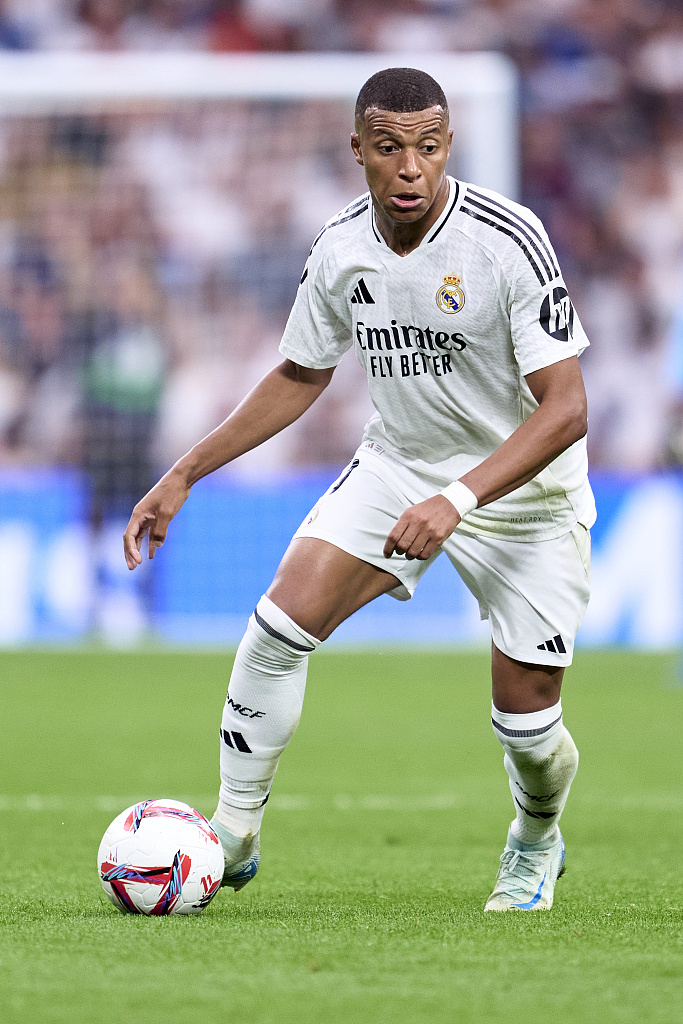 布朗谈自己得分里程碑时感叹：勒布朗咋拿到42000分的啊