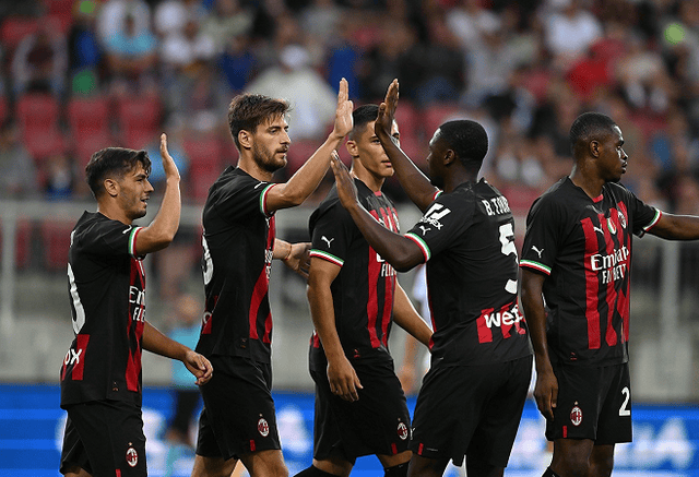 英媒：利物浦伤兵满营，对阵狼队或多达8人缺阵（英媒称利物浦伤情告急，战狼队恐多达8人缺席）