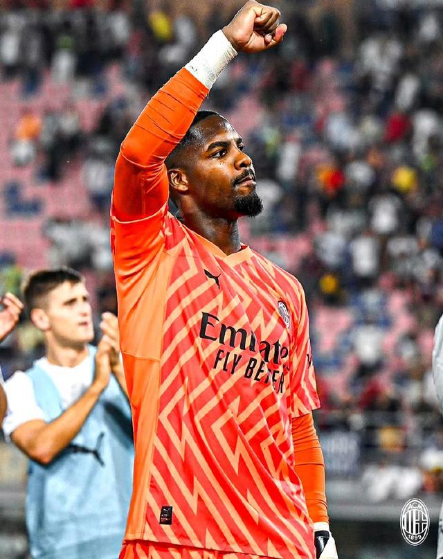 快船惨遭18分逆转！登卡空砍54分 近19战16败跌至西部倒数第二