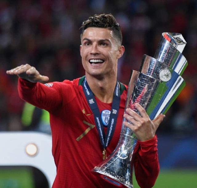 皇家马德里的阿诺德因伤缺阵两个月，防线危机如何应对？