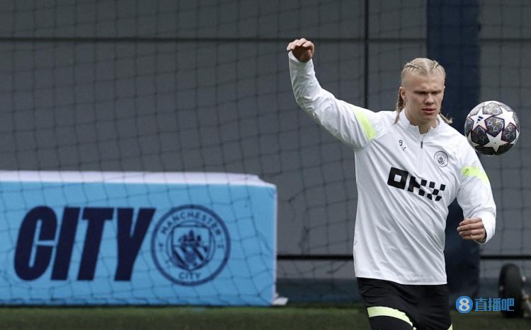 时报：曼城只想纯租借埃切韦里，罗马对这种方式并不信服