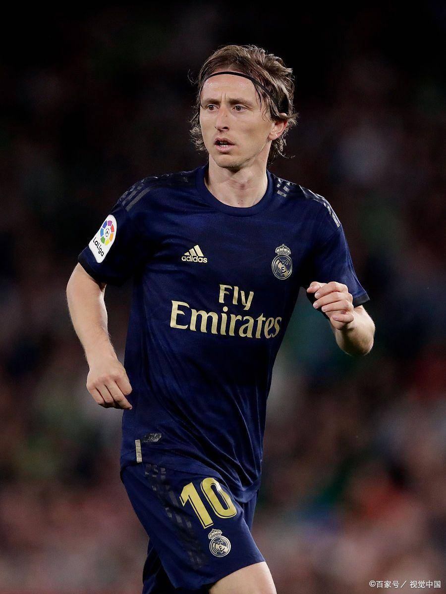 中超比赛精彩回放：上海海港绝杀瞬间,